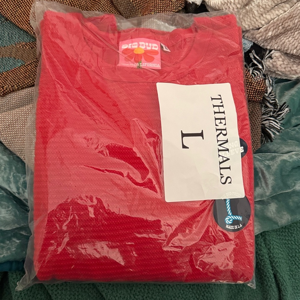 TRADE Big Bud Press Red Thermal Top